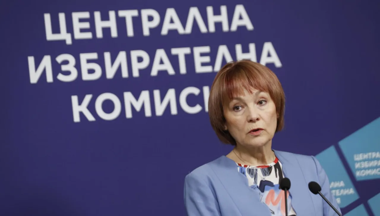 От ЦИК отговориха за дефектните бюлетини и за смяната на членове на СИК-ове