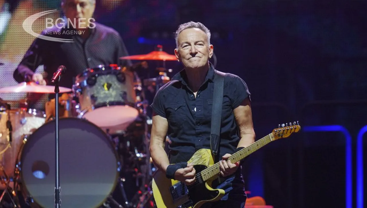 Брус Спрингстийн с турне срещу Тръмп: Ние изоставяме НАТО и световния ред, който ни осигурява мир и сигурност