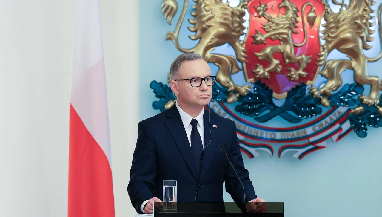 Полският президент Дуда ни предложи помощ за обучение на F-16