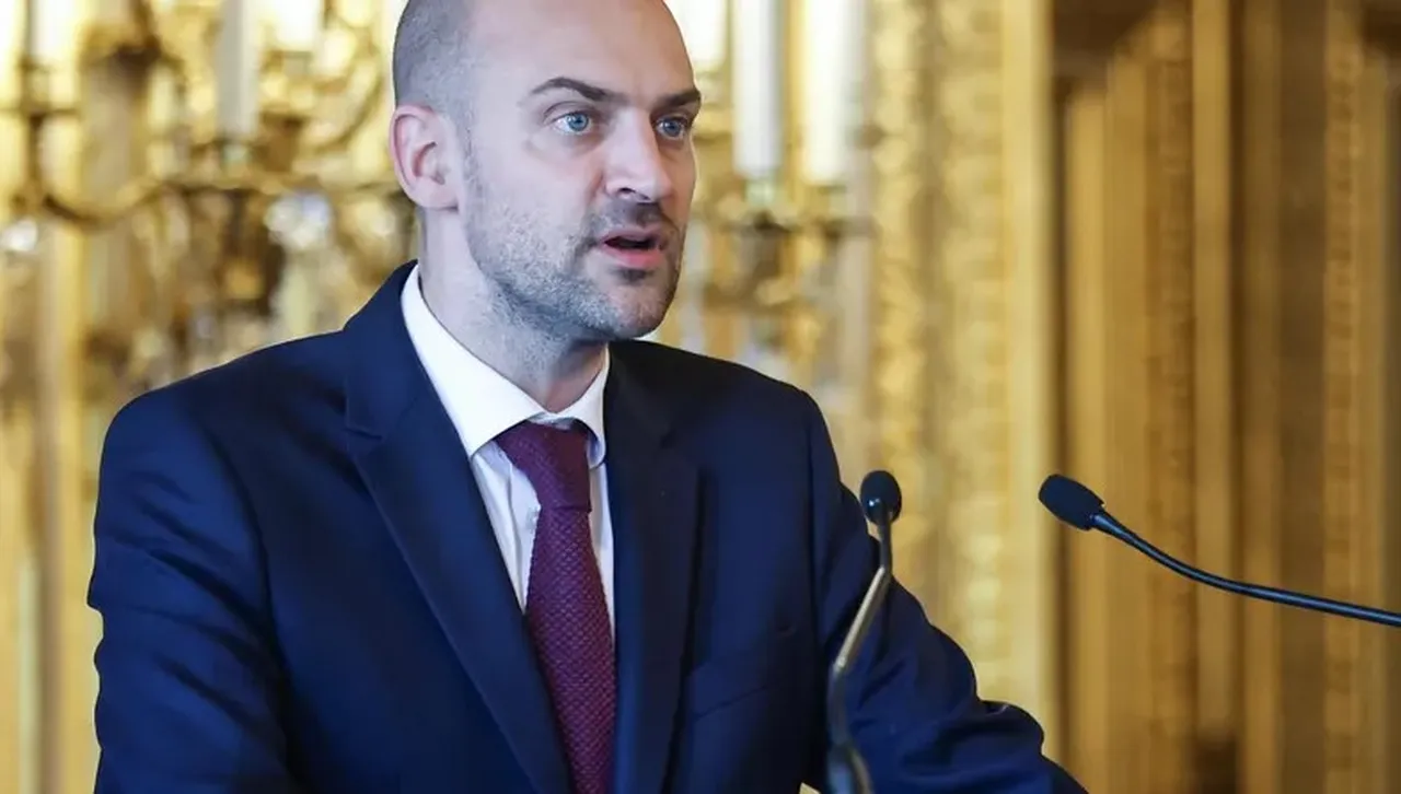 Европейците които в момента са основните финансови и военни спонсори