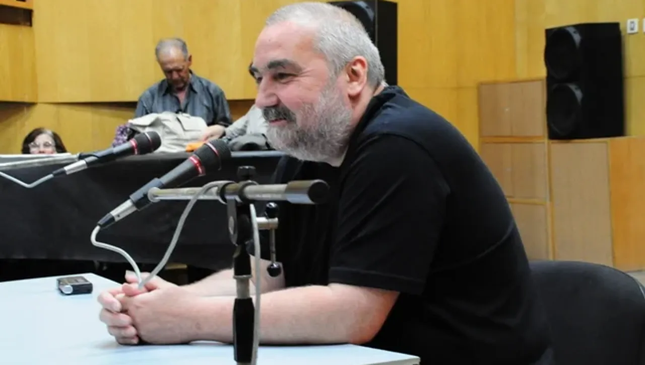 Посмъртна премиера на пети, последен том от „Великите европейци“ на Пламен Асенов