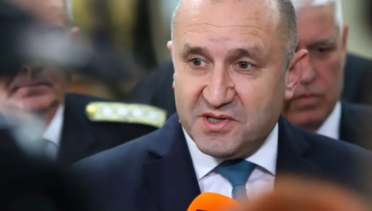 Радев след решение на КС: Това е победа на правото - депутатите да внесат за гласуване моя референдум за еврото