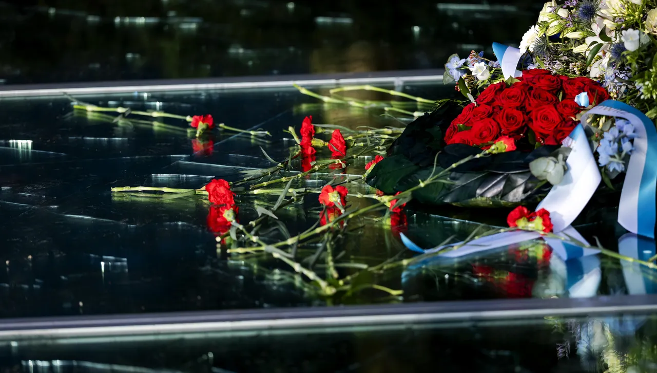 Няма да има политически речи за да се даде пълно