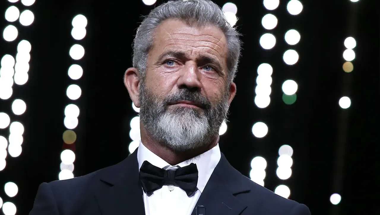 Мел Гибсън американски актьорБистра Илкова финансистВалентина Симеонова бивш зам социален