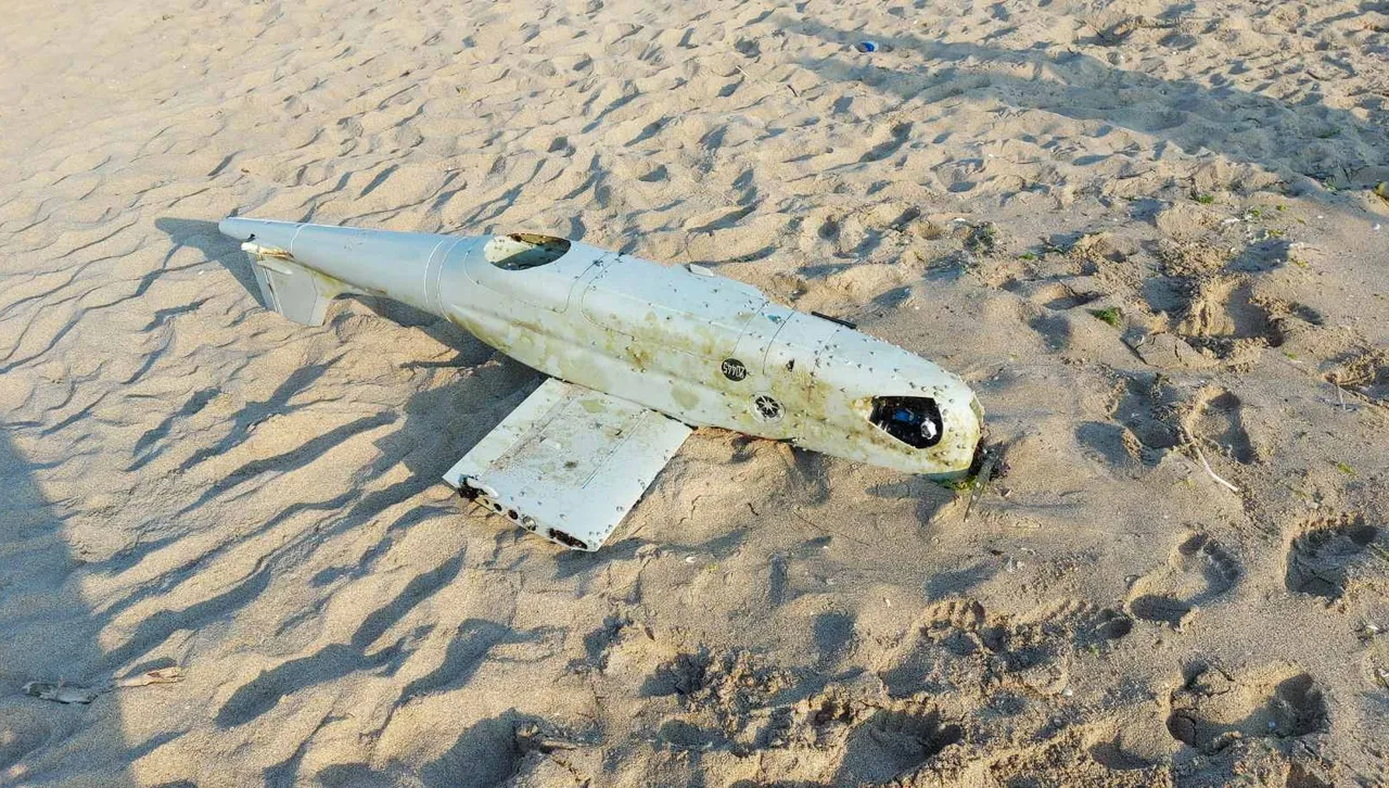 МО: Военен дрон изплува на плаж край Созопол