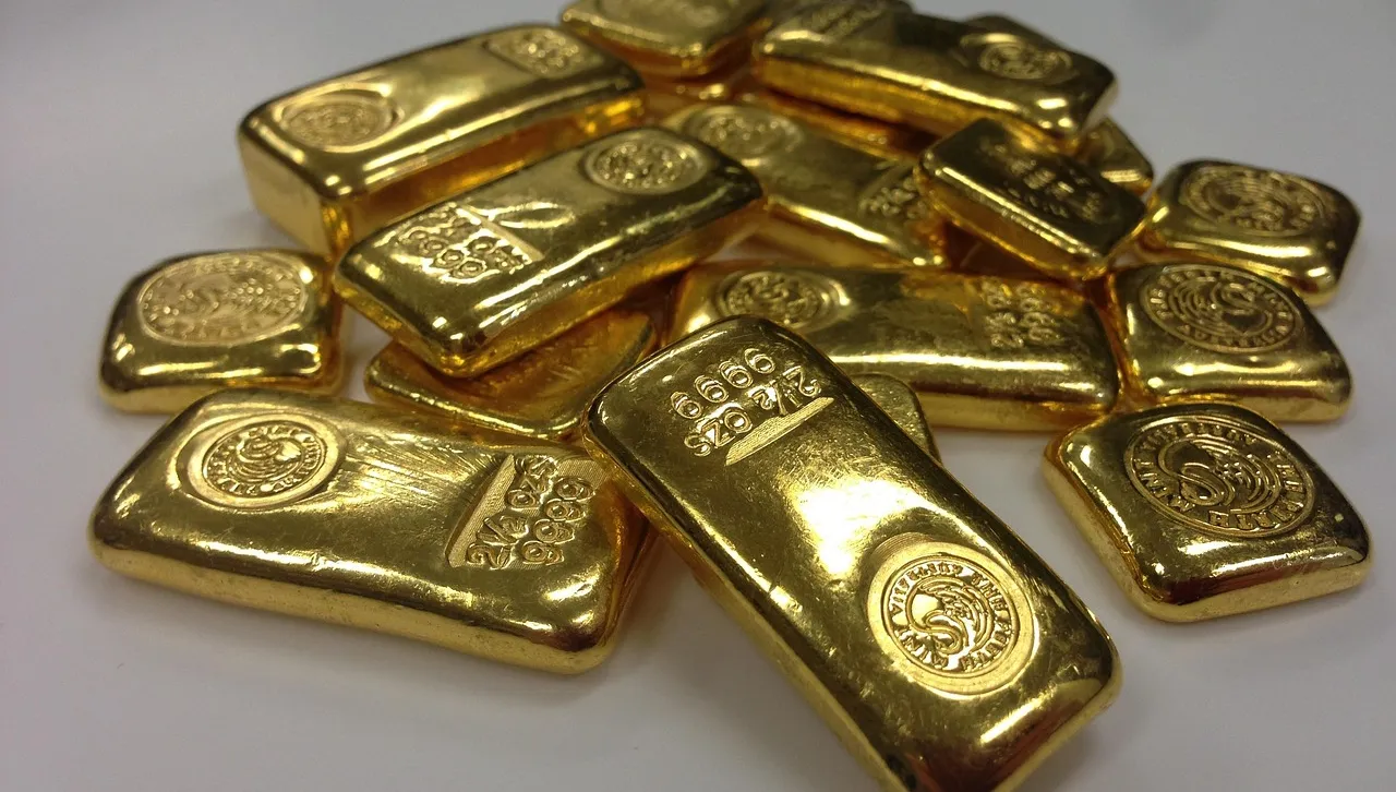 Фючърсите на златото достигнаха рекордна цена