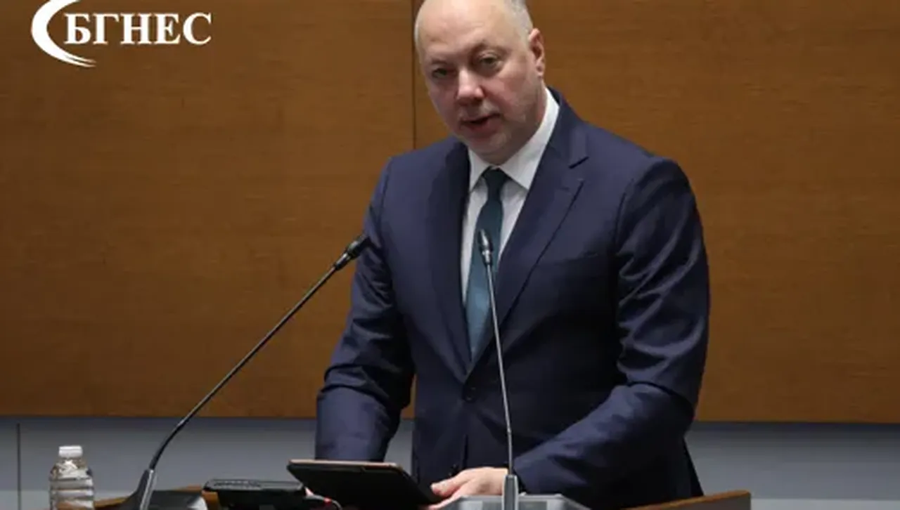 Премиерът Желязков: "Паническата смяна" на валута е излишна, може да провокира негативни процеси