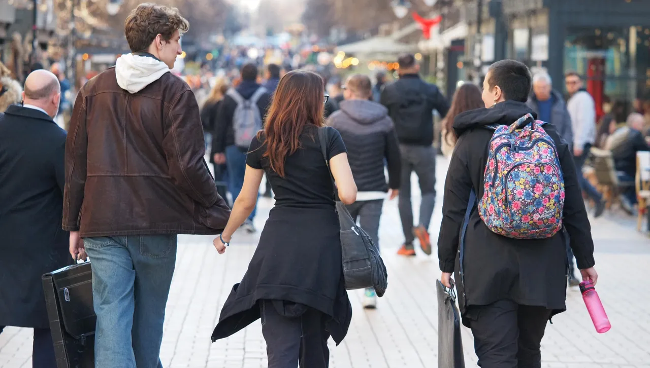 Нови пенсионни подфондове: Как ще се инвестират парите ни, какви са рисковете и ползите