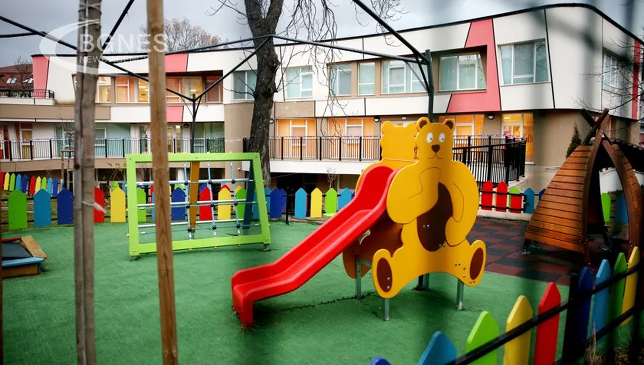 50 деца са с хранително натравяне в детска градина, има приети в болници