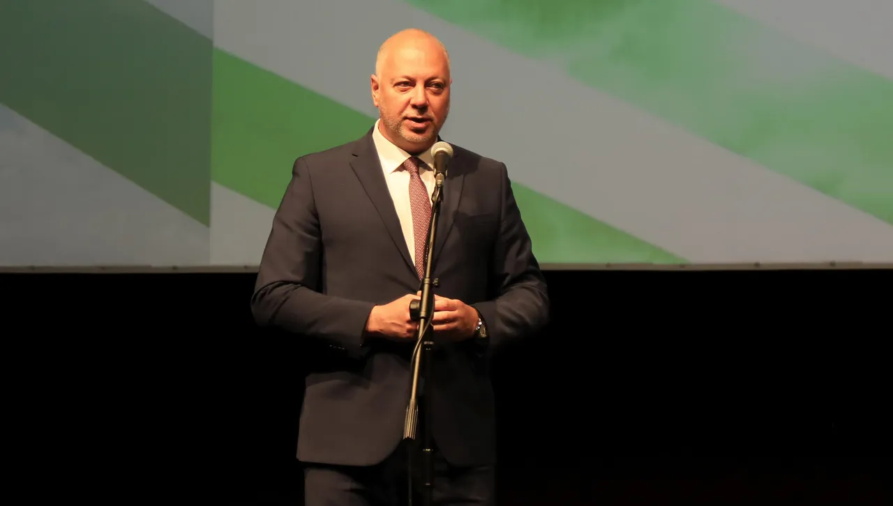 Росен Желязков: България има нужда младите хора, които са отишли в чужбина, получили са добро образование...