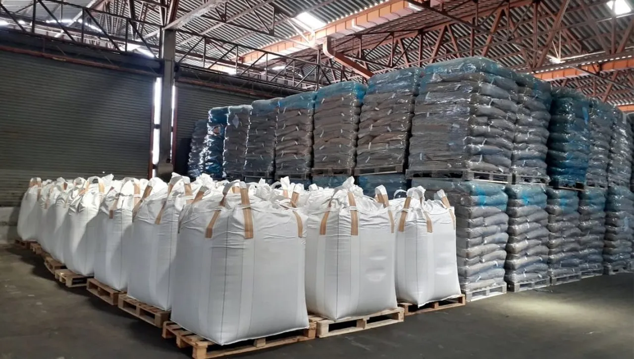 Пробив: Унгария подтиква България да използва руски торове, прескачат европейските санкции срещу Кремъл