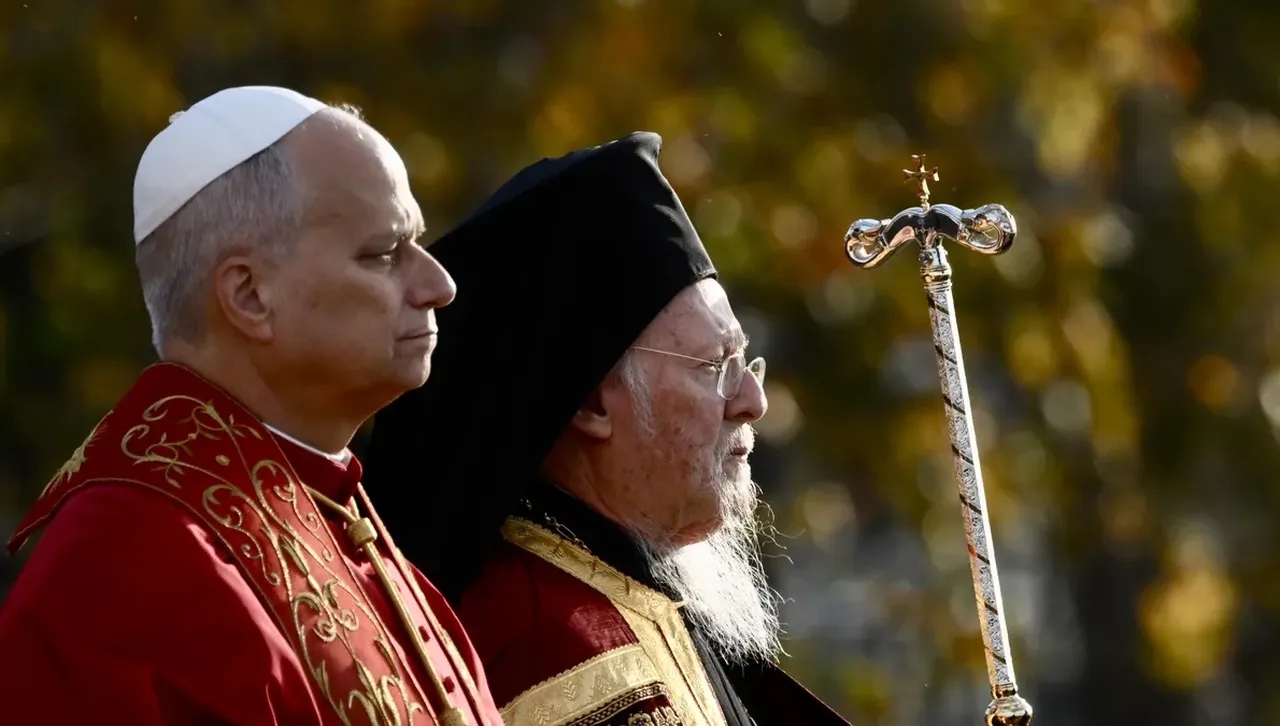 Исторически акт! Папа Лъв XIV и Вселенският патриарх Вартоломей I излязоха със съвместна декларация за църковно единство