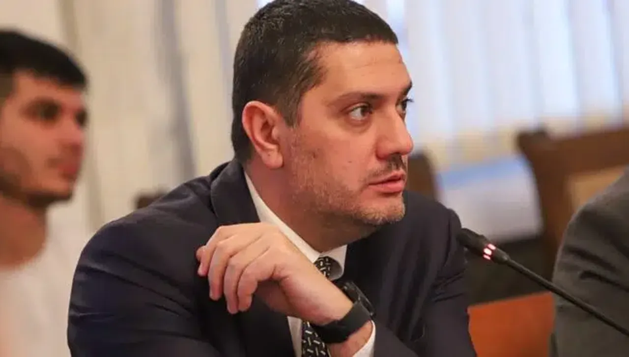 Христо Гаджев оглави Комисията по отбраната в НС