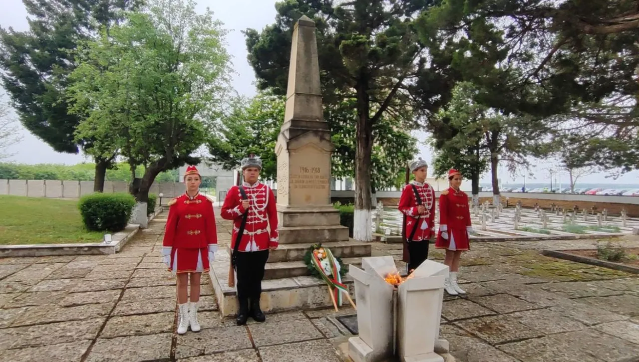На "Военна гробница – 1916 г." почетоха загиналите в битката за Тутраканската крепост