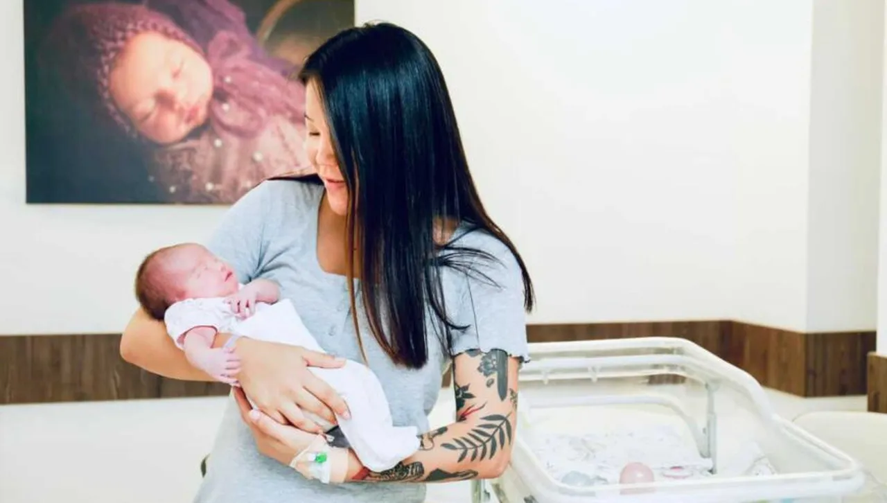 От болницата съобщават че изпращат 2025 година с две близначки