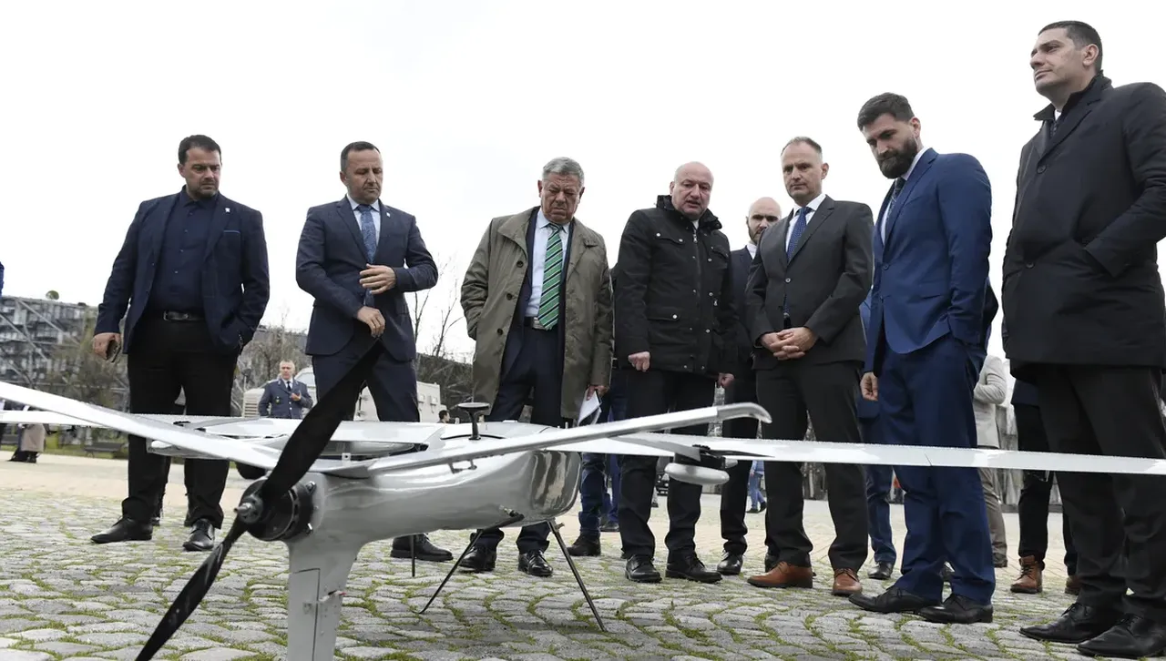 Новаков: Военните ни предприятия са за пример, могат да послужат за българската и за европейската отбрана