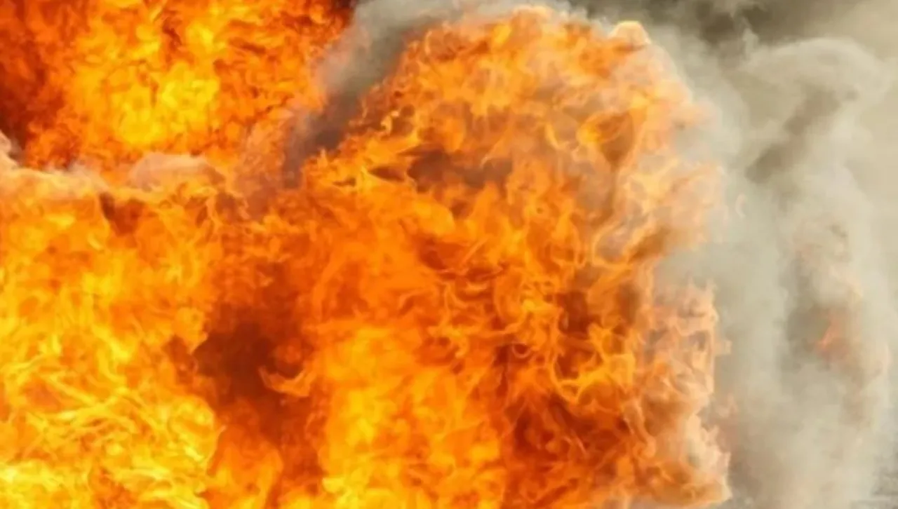 Мощни експлозии във Вилнюс - пламнаха железопътни цистерни с втечнен газ