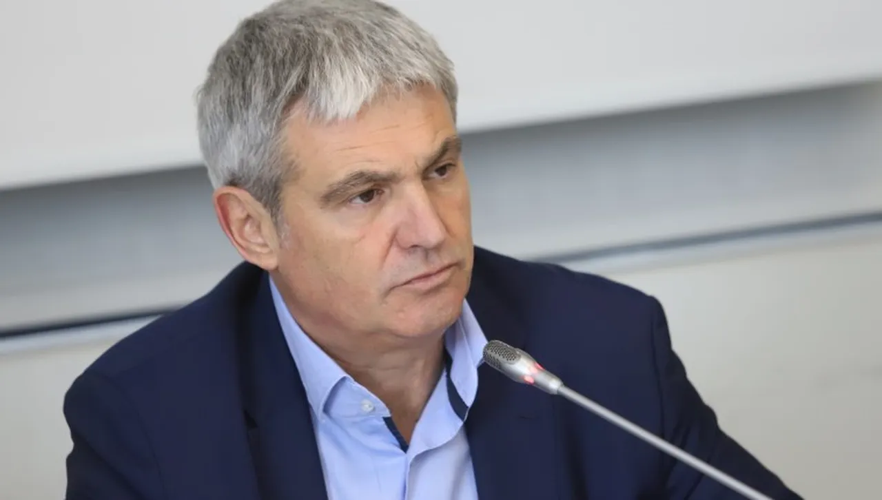 Пламен Димитров се обяви за данъчна реформа: По света не се прилага плосък данък както у нас