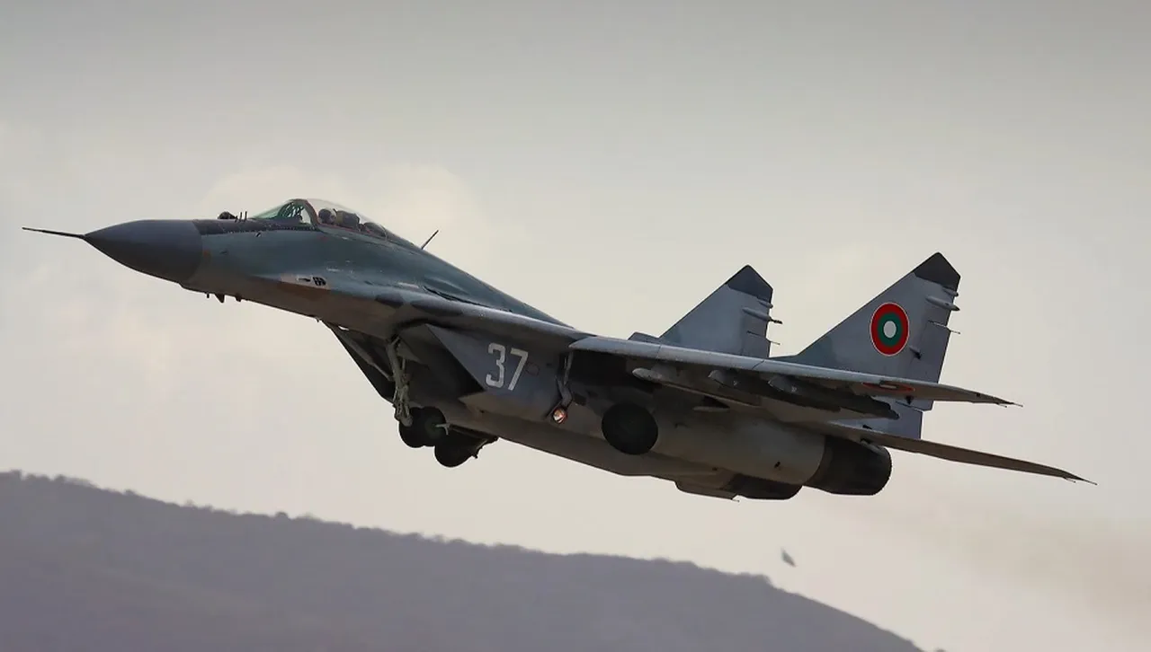 По време на мисията Air Policing на НАТО самолетът навлиза