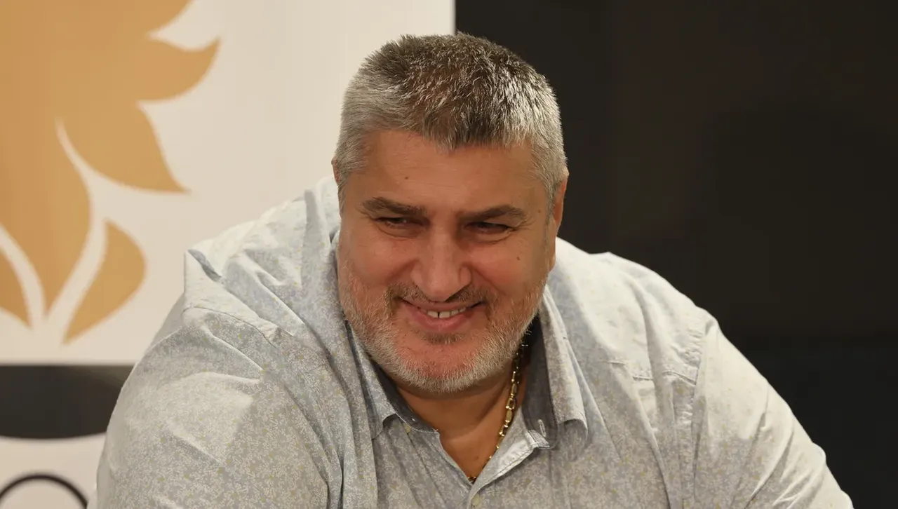 Любо Ганев: Да празнуваме!