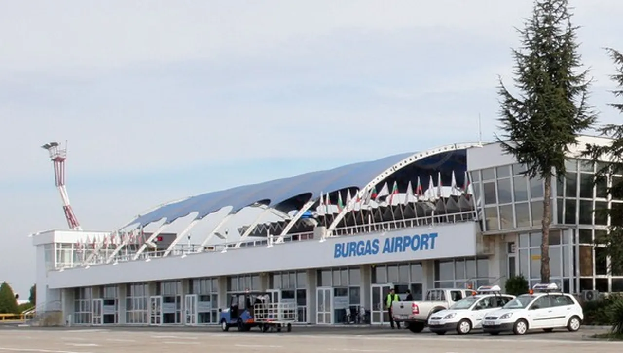 За 6 месеца затварят летище Бургас за реконструкция