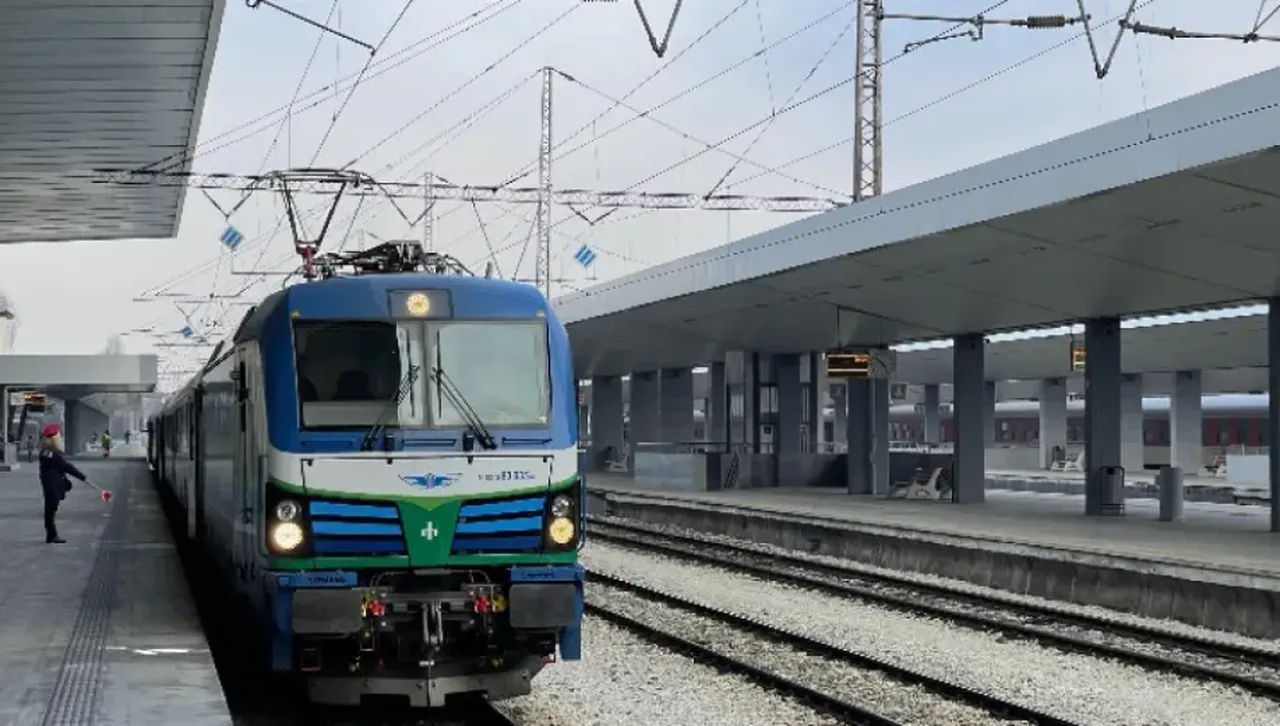 Критично е състоянието на едно от момичетата, скочили от движещ се влак в Клисура