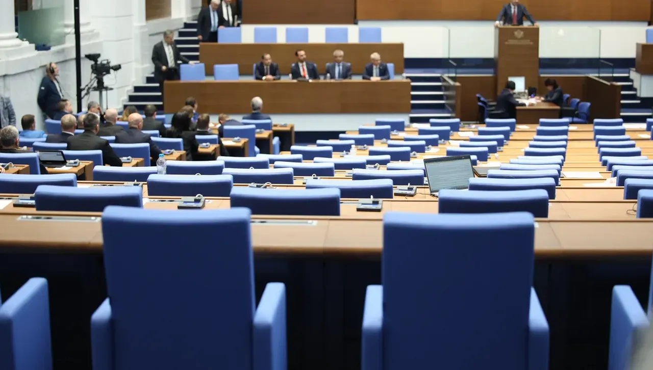 Скандал разтресе бюджетната комисия в парламента