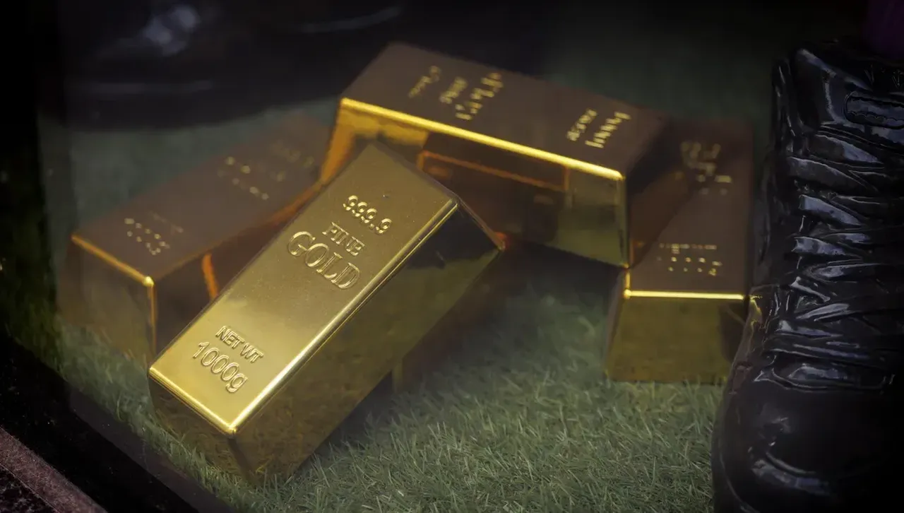 Рекордни 5 000 долара за тройунция! Златото и среброто достигна нови върхове след турбулентни дни