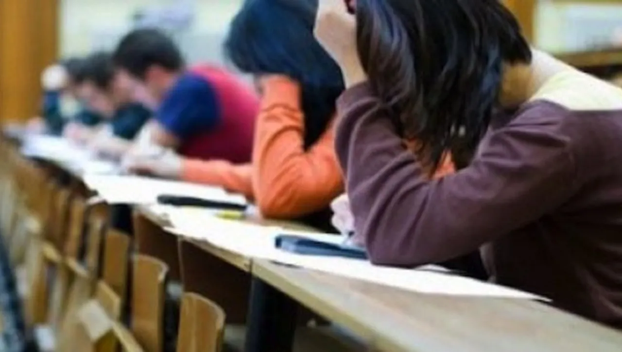 Над 3 500 ученици се явяват на матура по профилиращ предмет