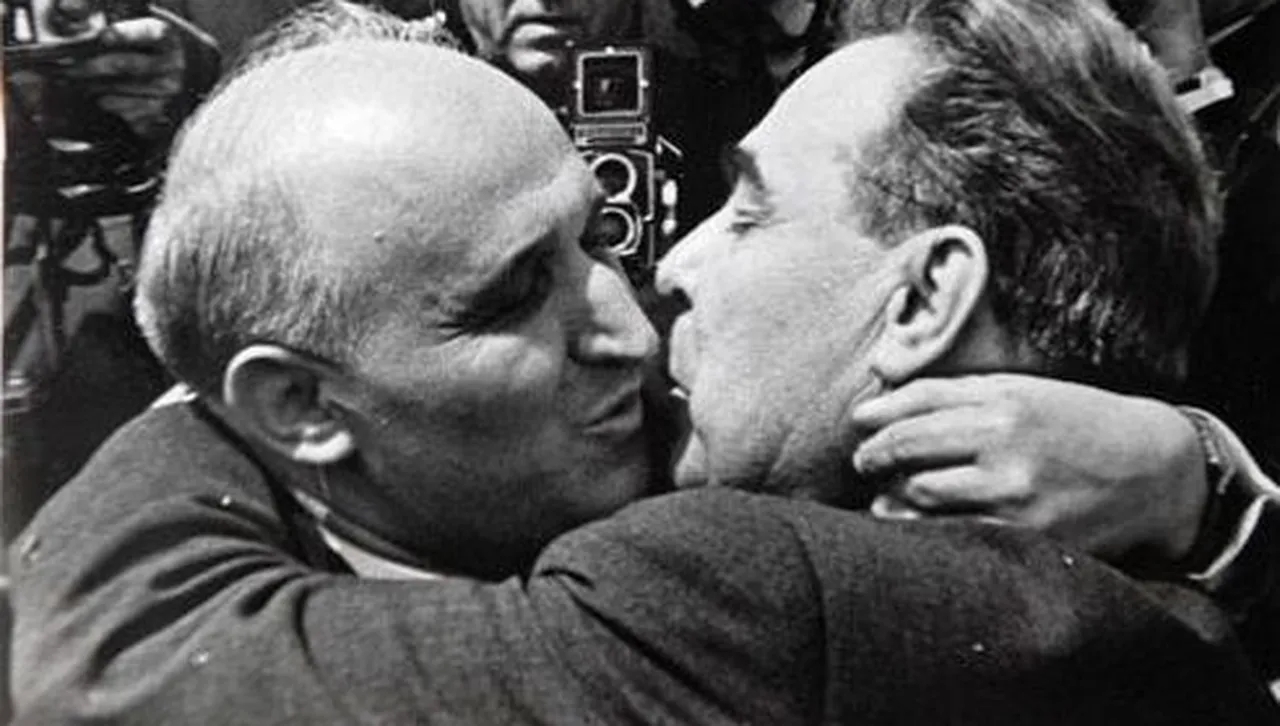 Как България се размина с мерака на Живков да стане 16-а република на СССР