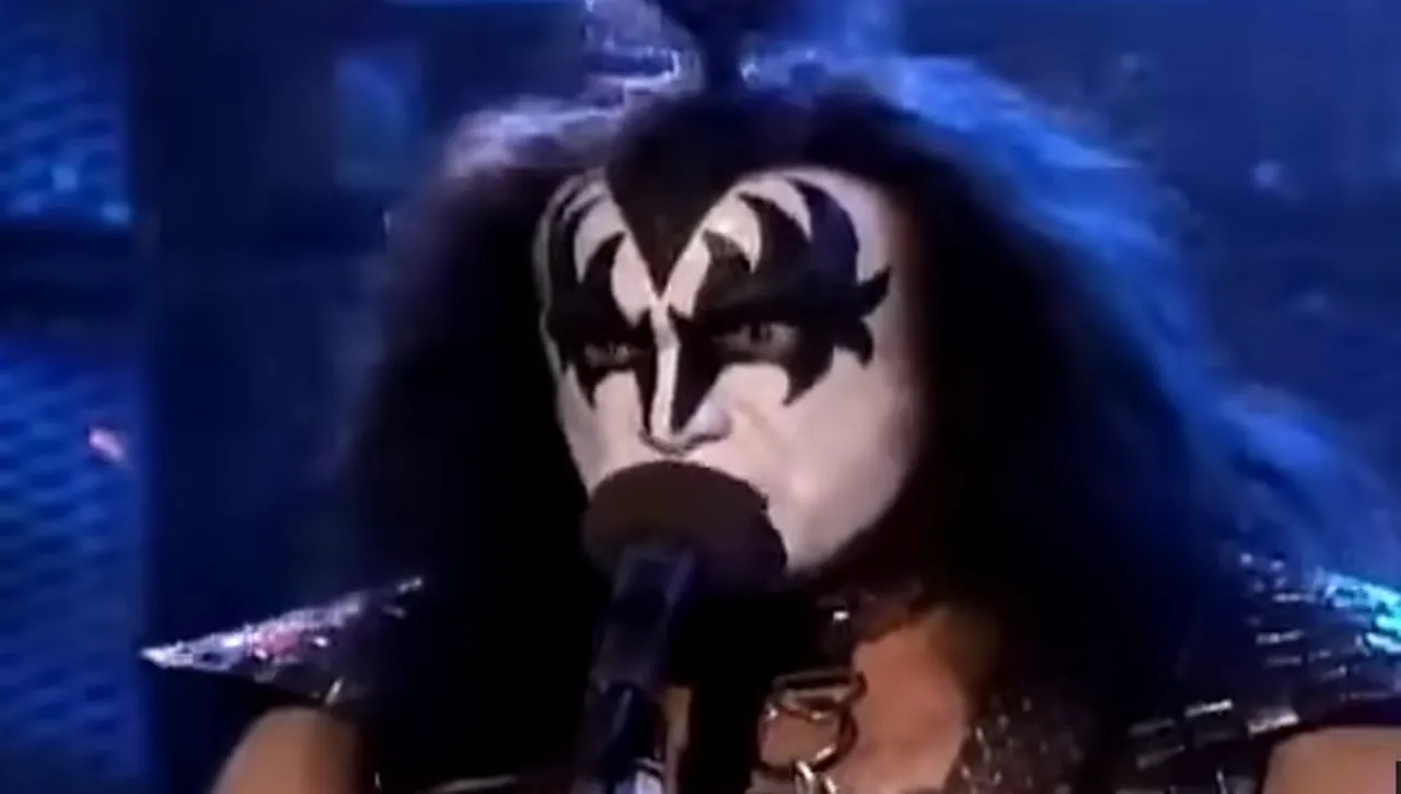 Отиде си легендарният китарист на KISS Ейс Фрейли (видео)