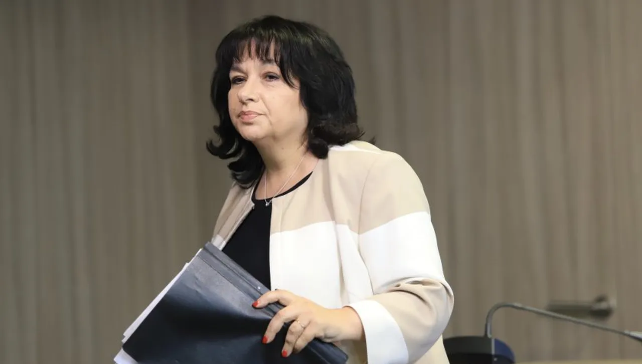 МФ публикува новия проектобюджет за 2026 г., в понеделник го внася в парламента