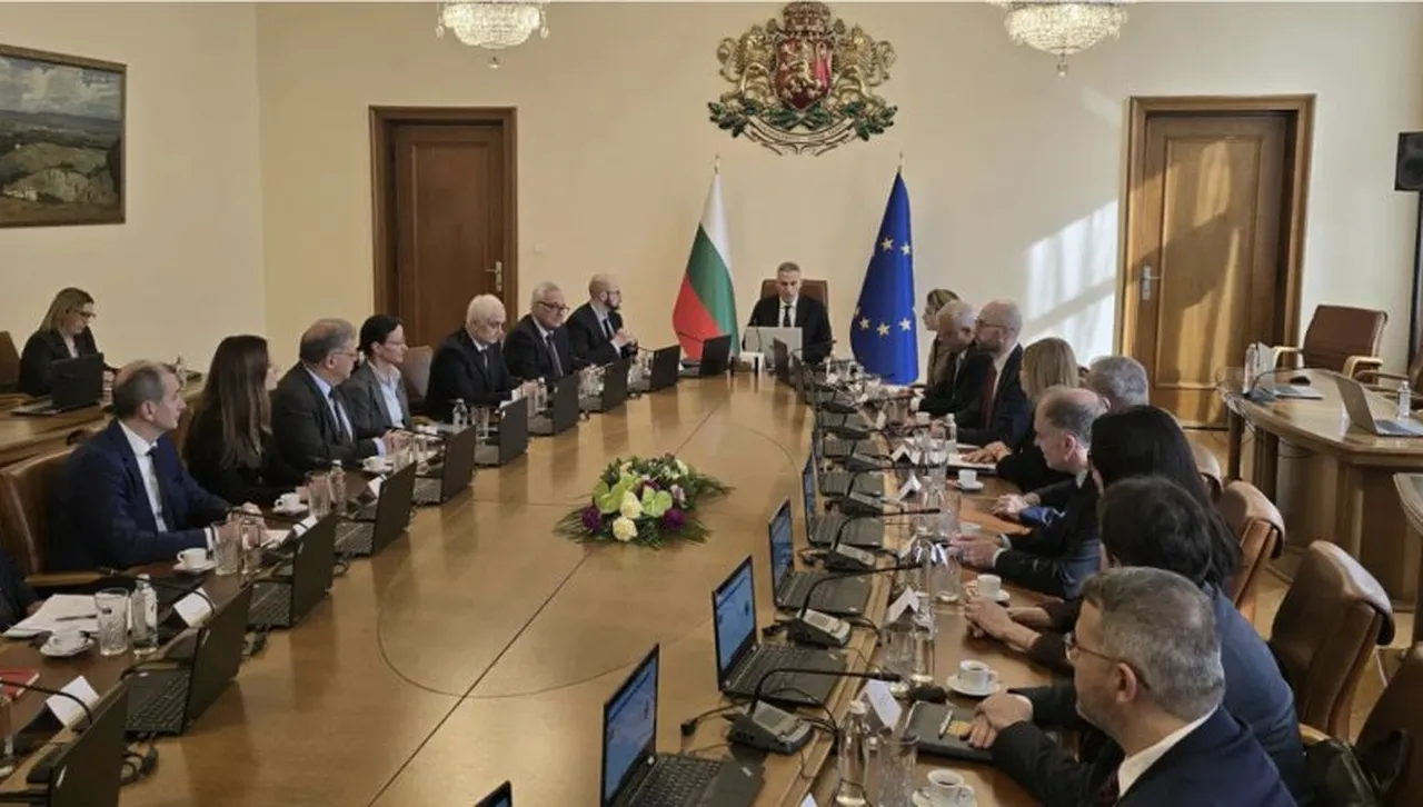 Гюров: Ще започна с нещо не много приятно - не просто с кражбата на пари, а на животи