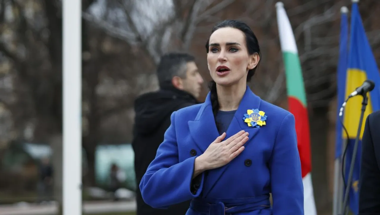 Да бъдеш с Украйна днес означава да бъдеш с международното право, със свободата и човешкото достойнство 