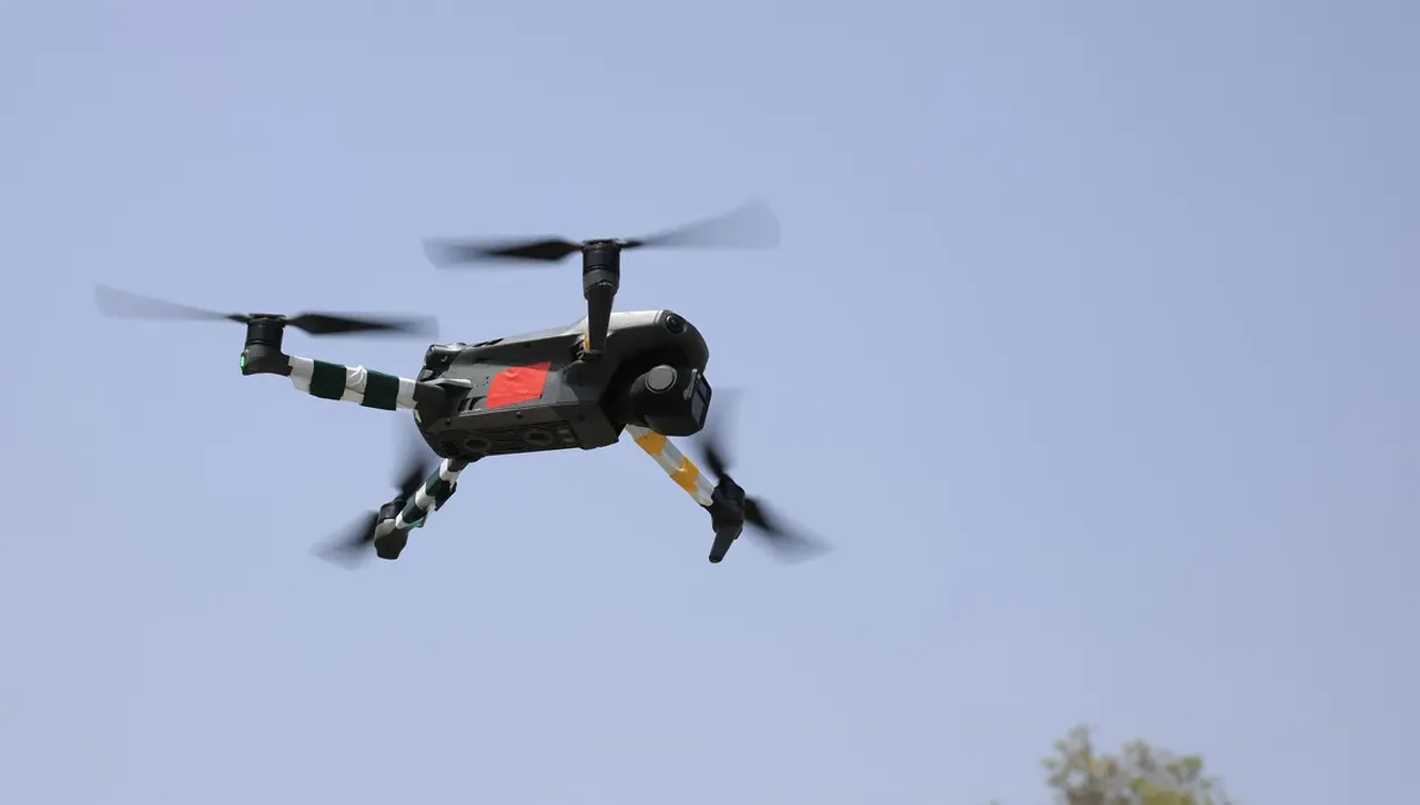 Експерт с остра критика към собствениците на дронове, създали хаос на летище София