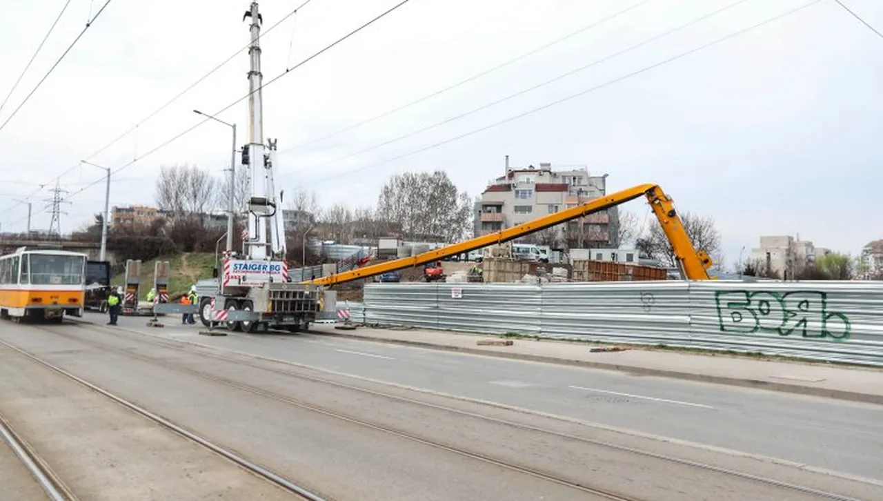 Близо 2200 служители без трудови договори откриха от Инспекцията по труда
