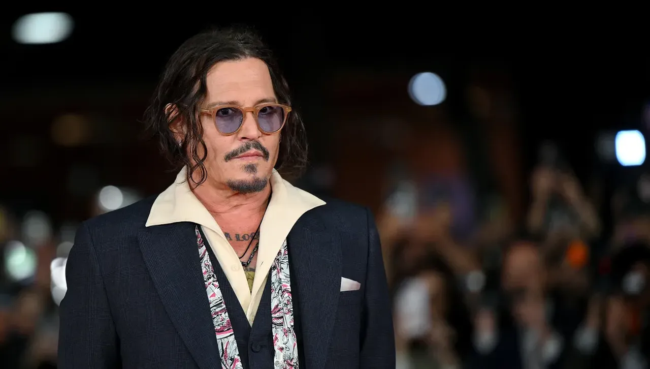 Джони Деп се завръща в Холивуд с нов трилър: Day Drinker стартира снимки с Пенелопе Крус и Маделин Клайн