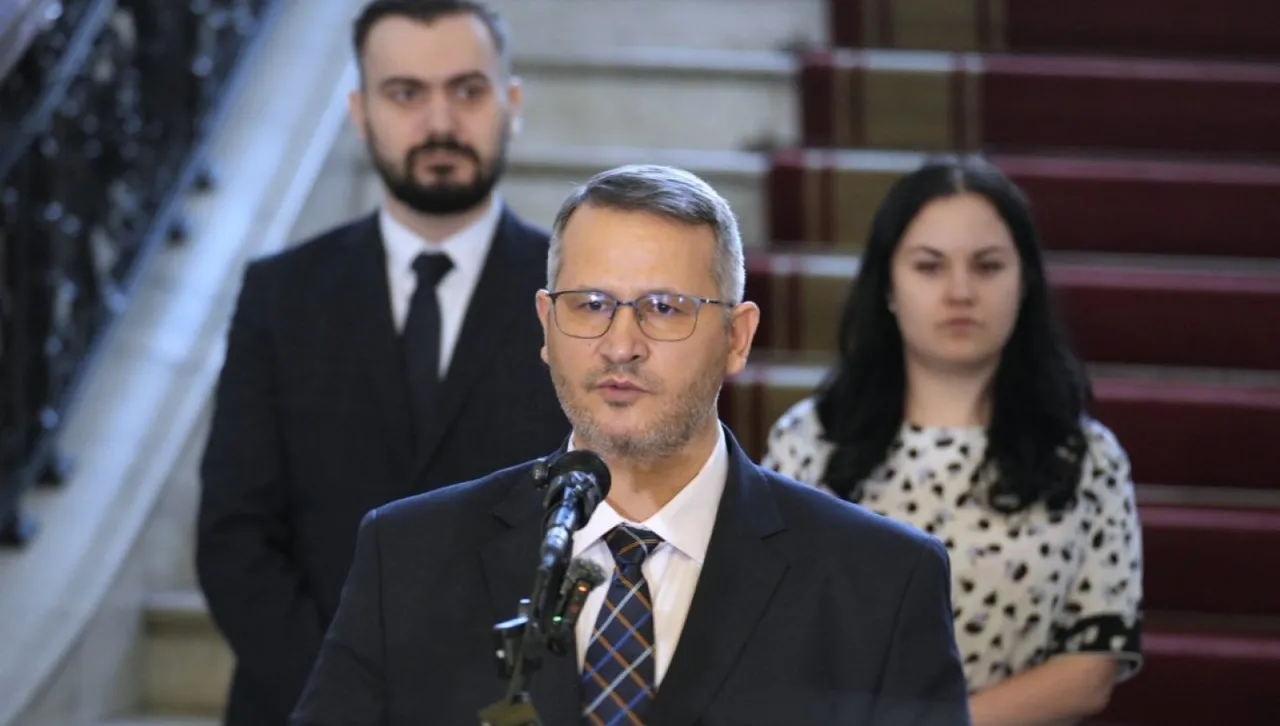  Медийният съветник на министър Иван Христанов, задържан за наркотици