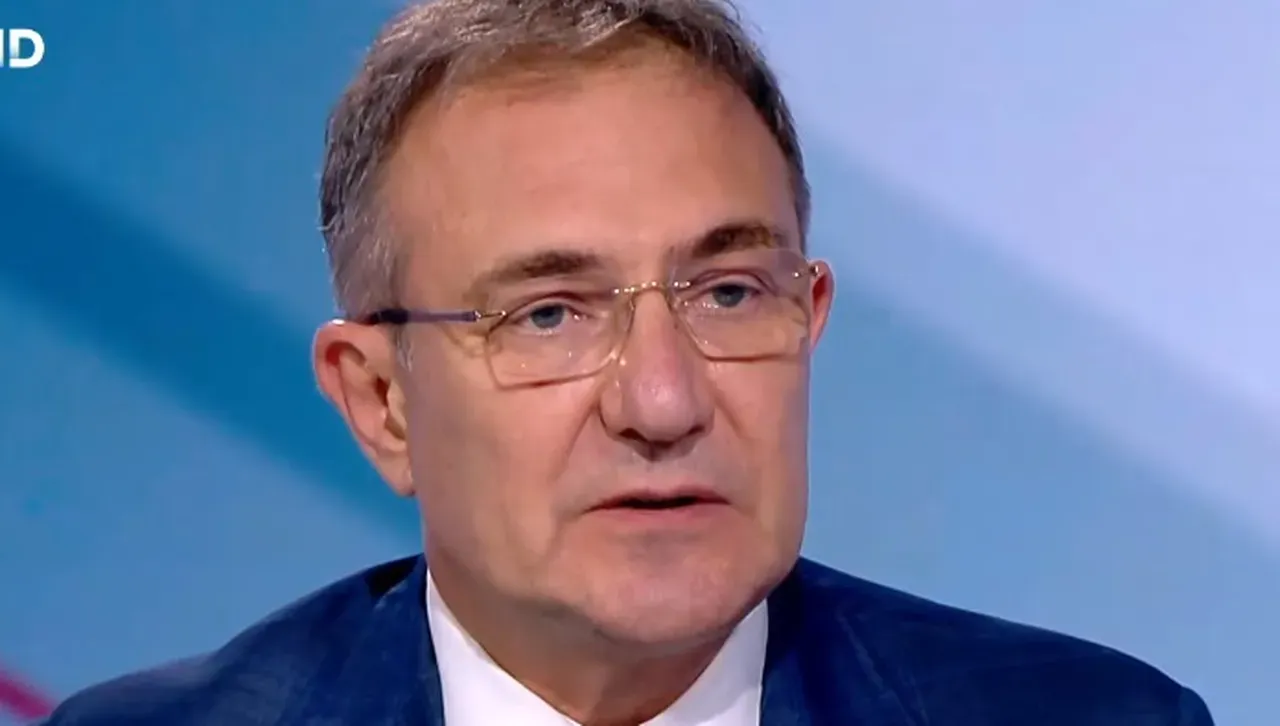 Гуцанов: Ако не сменим формулата, минималната заплата догодина скача с 11%