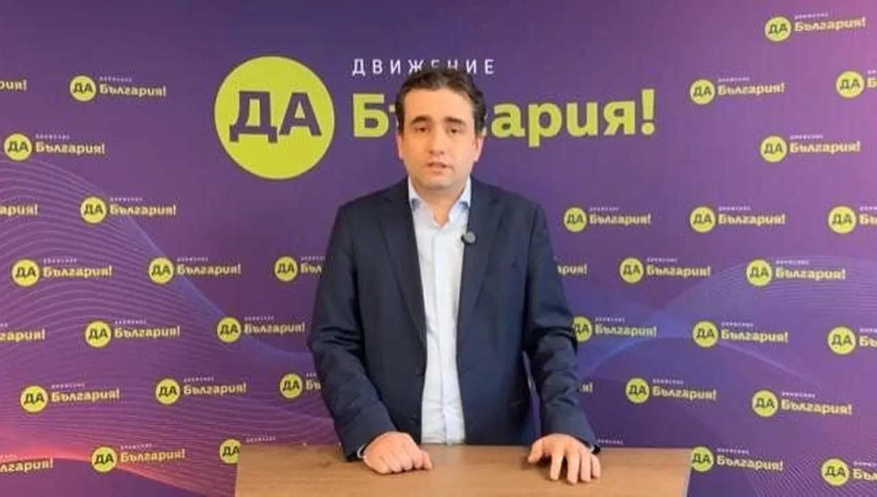 Божанов: Задържаните цени на ток и вода са бомба със закъснител в ръцете на служебния кабинет