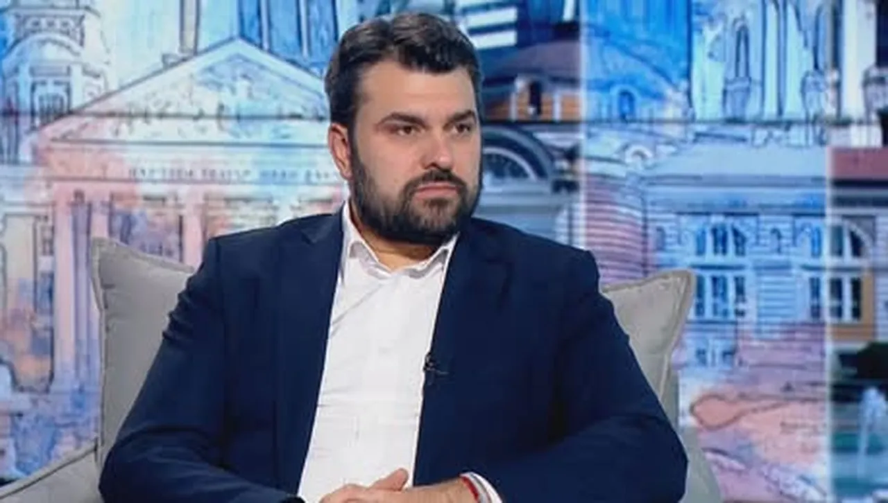 Доколкото ми е известно той е имал и други задържания