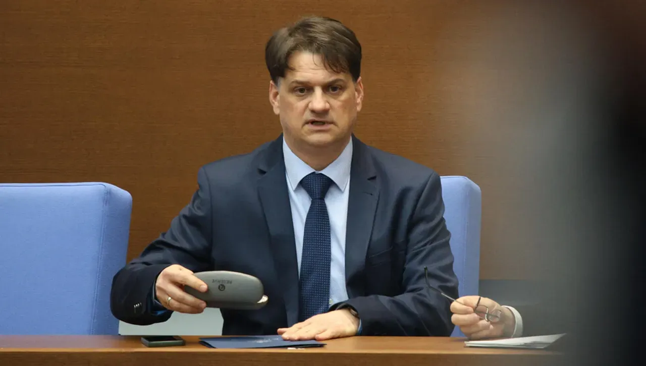 Министър Бачев: Не съм сплашвал кмета на район „Изгрев”