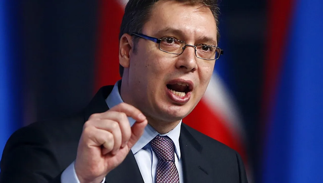 Сръбският президент и близките до властта медии прехвърлят вината за