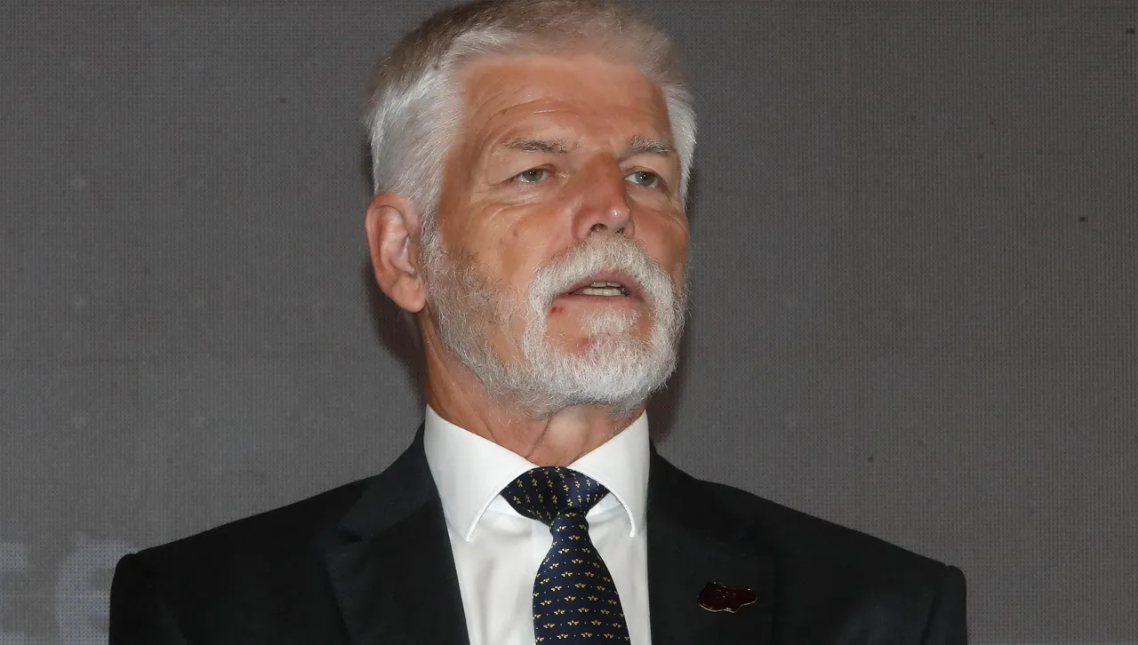 Неотдавнашните твърдения за тайни преговори между САЩ и Русия особено