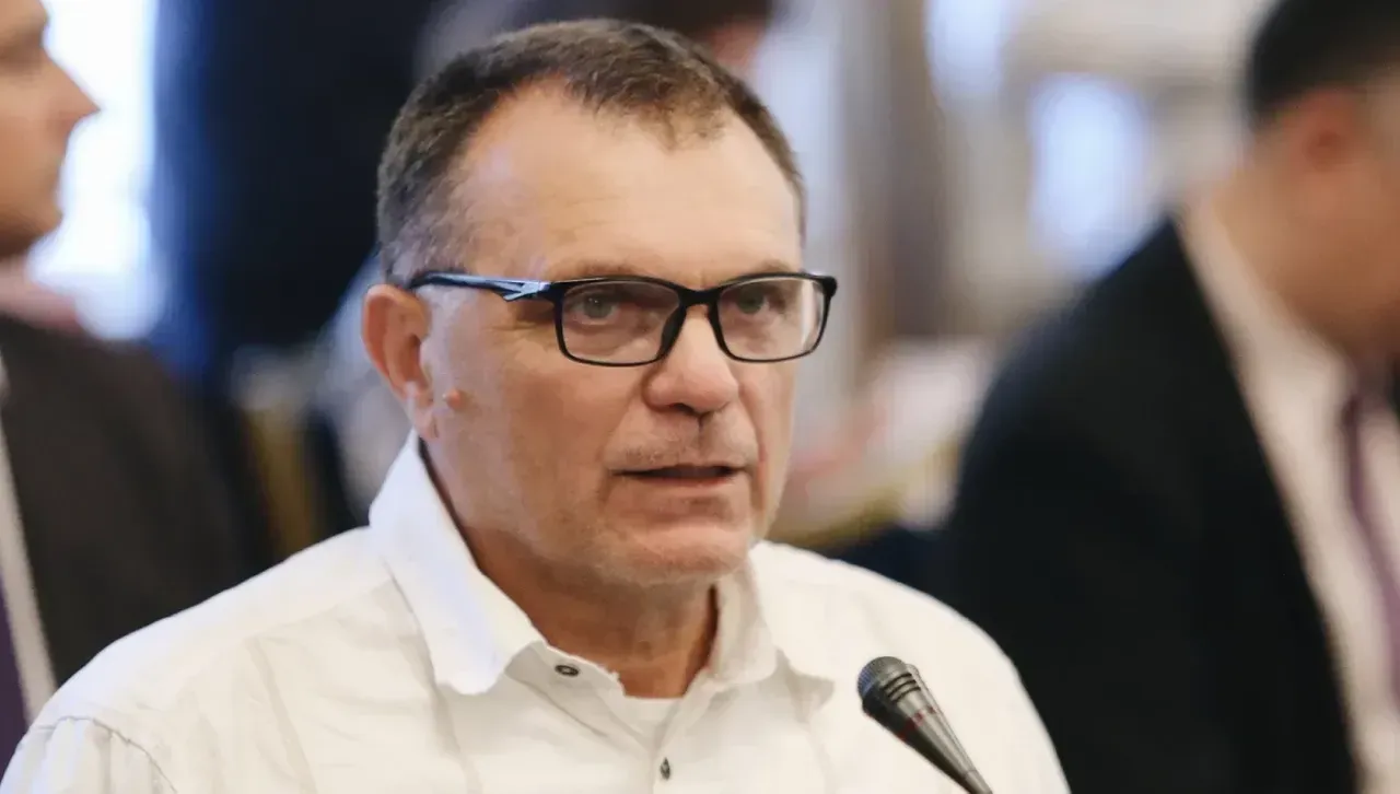 Доц. Момчил Дойчев: Официалната версия по казуса "Петрохан" е нелогична, службите мълчат, а Русия тества българската държавност