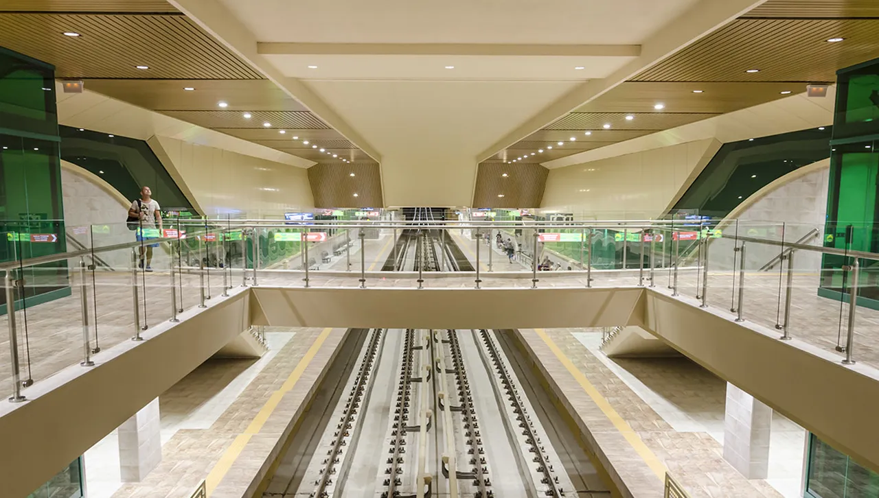 Спират метрото между две станции в София за 1 година