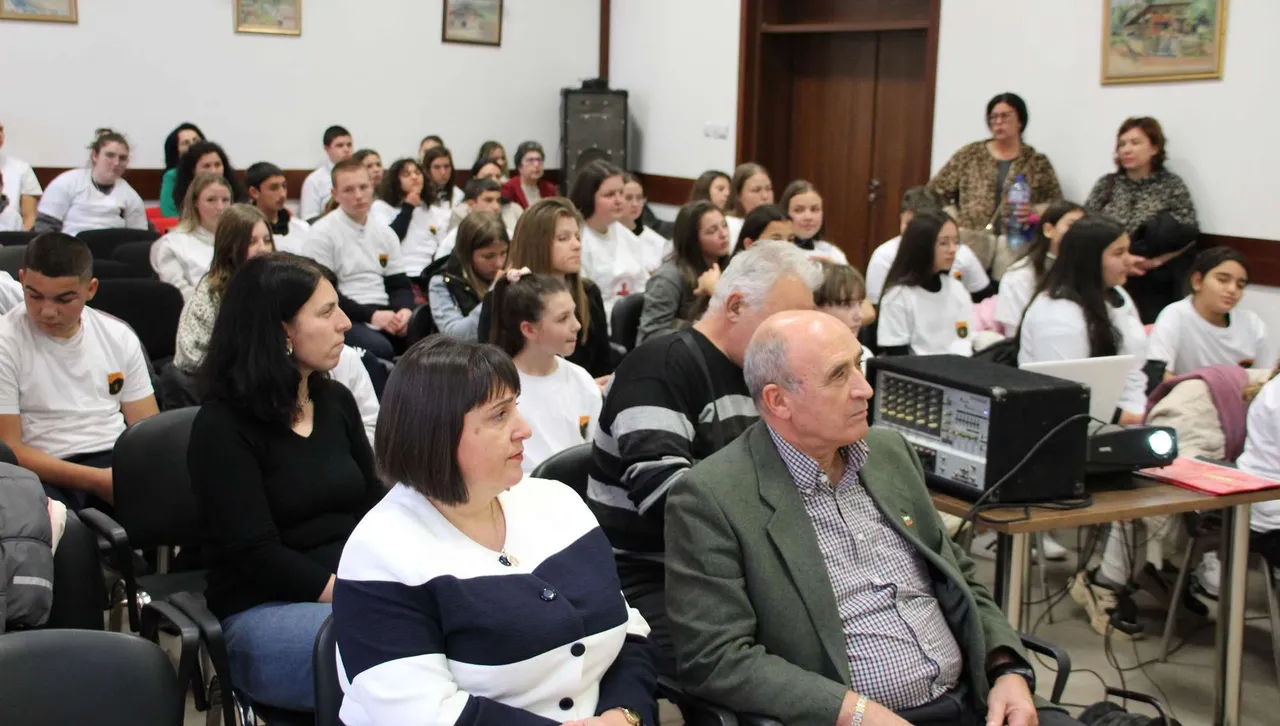 Учениците от община Тетевен отбелязаха Международния ден на толерантността