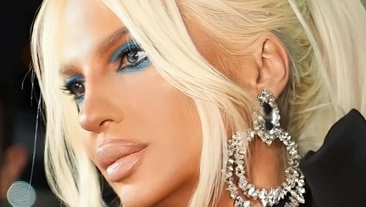 Провалиха концерти на „сръбската Лейди Гага“ заради подкрепата ѝ за Вучич