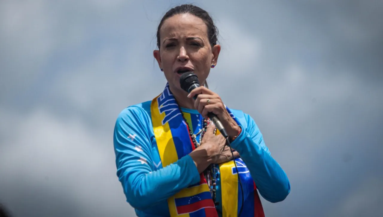 Дъщерята на лауреата на Нобела за мир Мария Мачадо взе наградата от нейно име