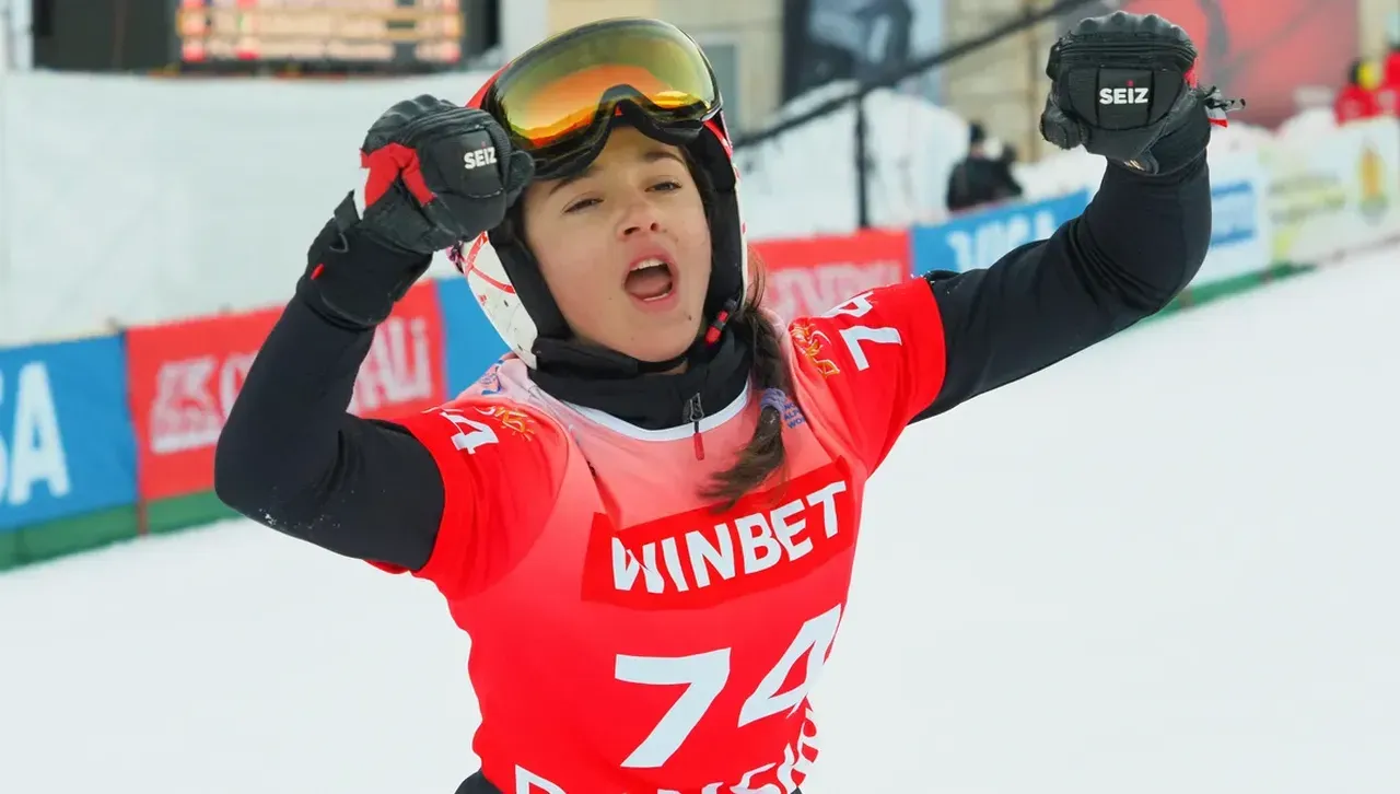 Фенове на сноуборда от цял свят връчиха на Малена Замфирова виртуалната Световна купа